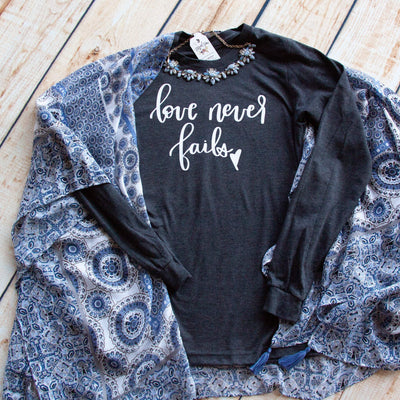 Love Never Fails Crew Longsleeve