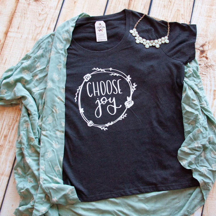 Choose Joy Curvy Tee